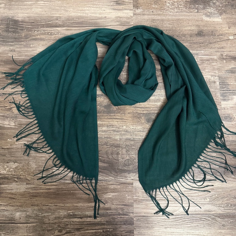 Emerald Green Fringe Fashion Scarf